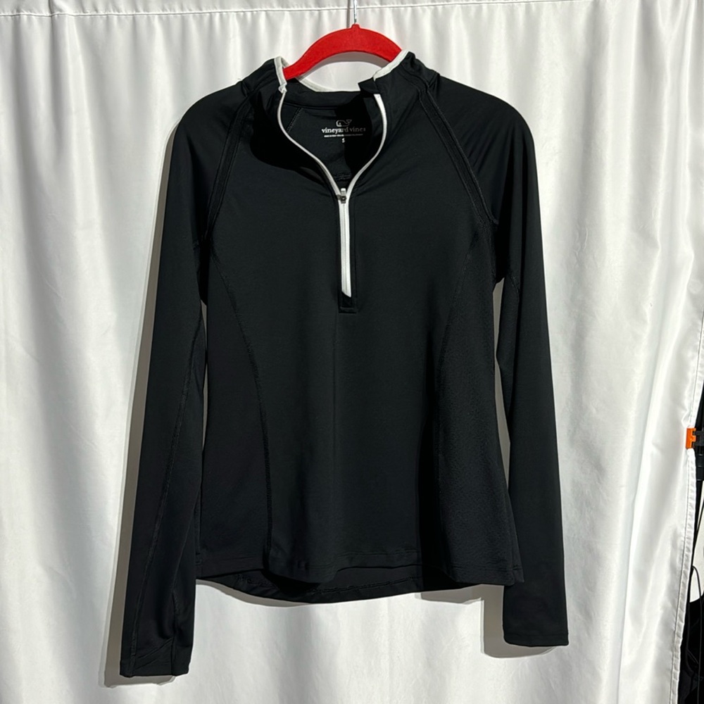 Vineyard Vines Women’s Active Wear Top Size S